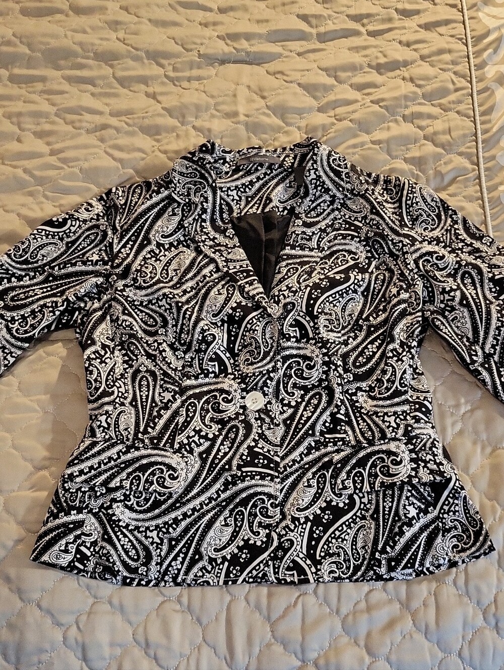 Liz Claiborne Black & White Paisley Single-Button Blazer